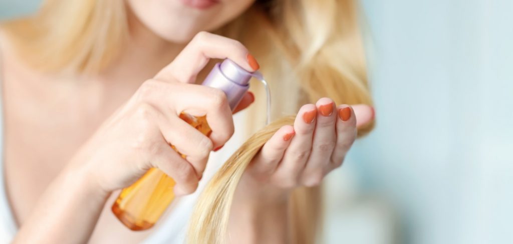 oiling the hair